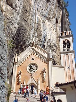 Madonna della Corona