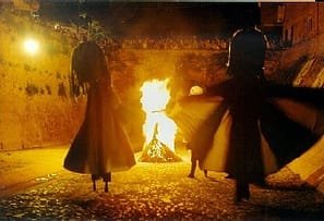Trendy Beaches, Deceiving Witches